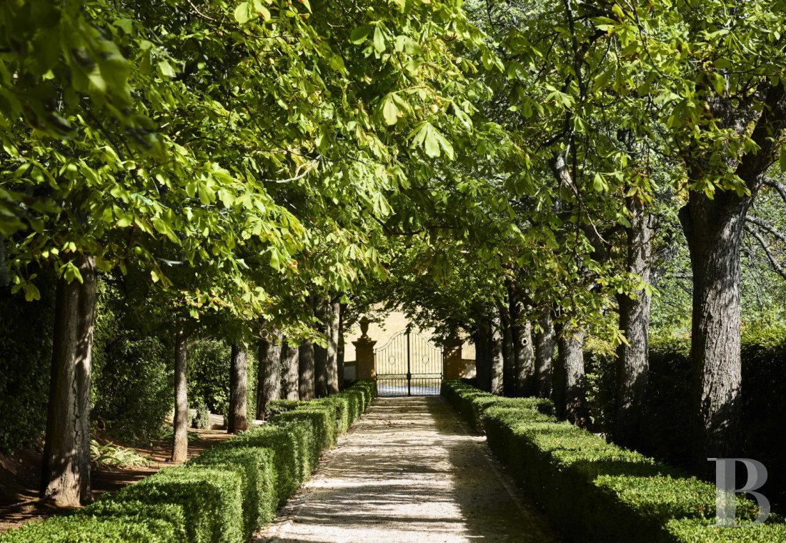 A 17th century chateau-hotel combining authenticity and modernity in Aix-en-Provence - photo  n°4